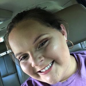 Meet your Posher, Kinley